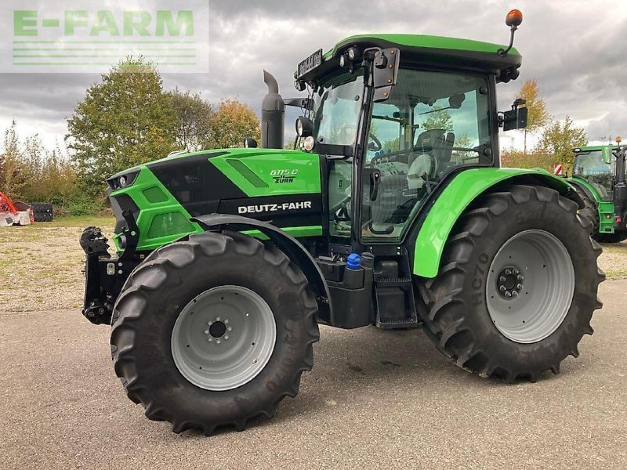 Deutz-Fahr 6115c - Traktor: 1 kép. Deutz-Fahr 6115c - Traktor: 1 kép.