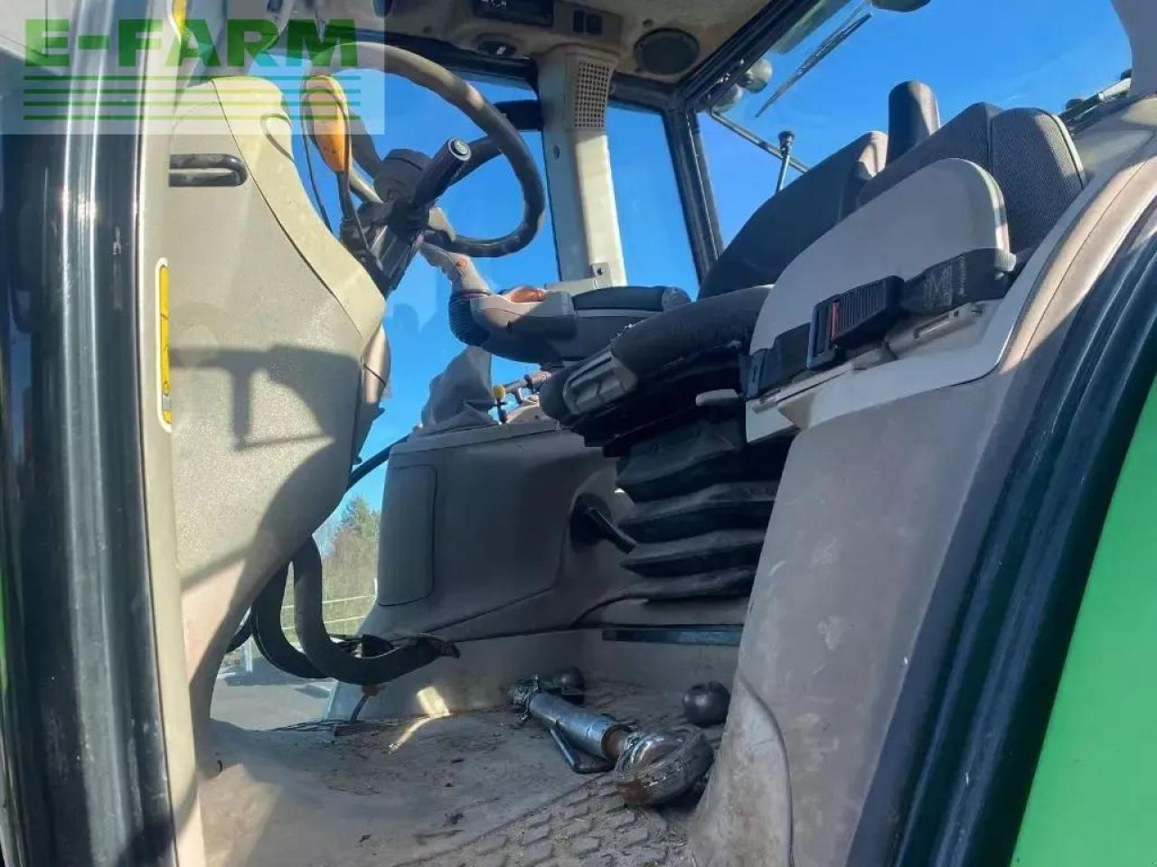 Traktor Deutz-Fahr 6140.4 agrotron: 9 kép.