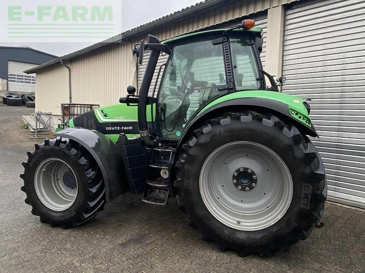 Deutz-Fahr 6190 agrotron ttv - Traktor: 3 kép. Deutz-Fahr 6190 agrotron ttv - Traktor: 3 kép.