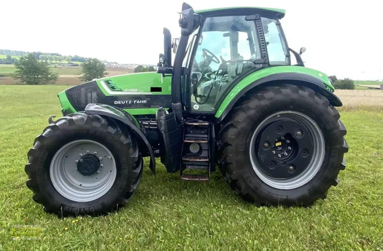 Deutz-Fahr 6190 agrotron ttv - Traktor: 3 kép. Deutz-Fahr 6190 agrotron ttv - Traktor: 3 kép.