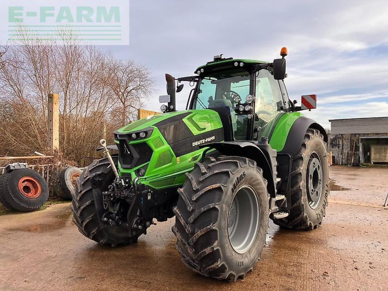 Deutz-Fahr 7250 ttv - Traktor: 1 kép. Deutz-Fahr 7250 ttv - Traktor: 1 kép.