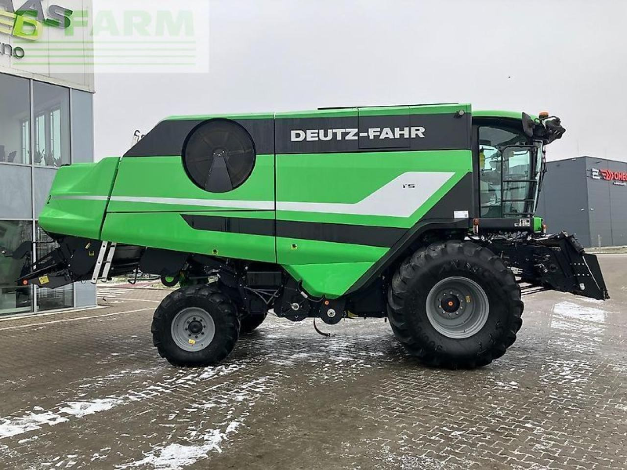 Deutz-Fahr 9306 c - Kombájn: 2 kép. Deutz-Fahr 9306 c - Kombájn: 2 kép.