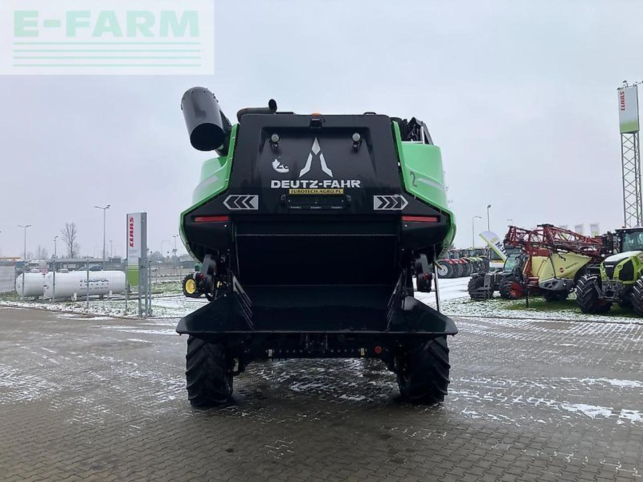Deutz-Fahr 9306 c - Kombájn: 4 kép. Deutz-Fahr 9306 c - Kombájn: 4 kép.