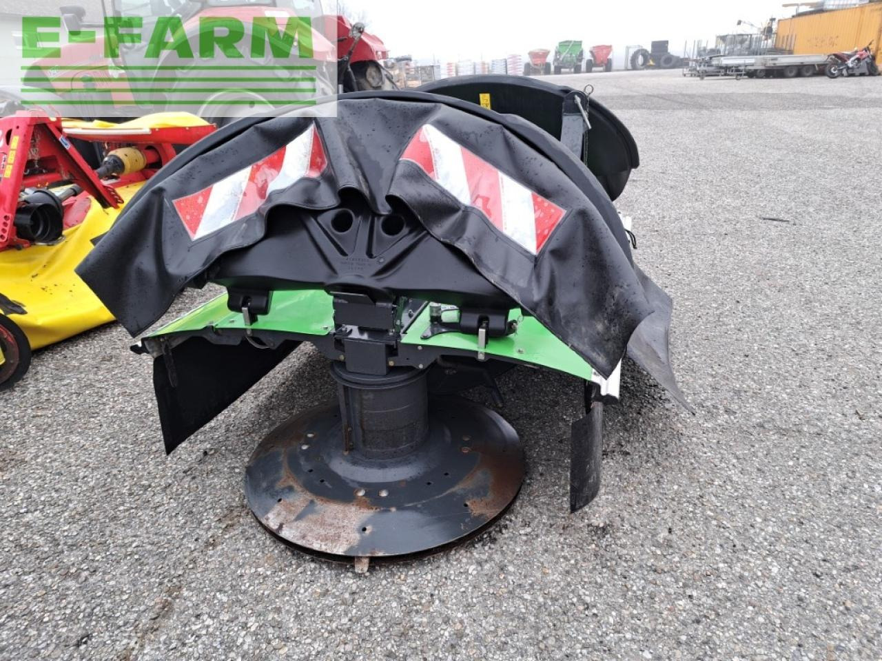 Deutz-Fahr KM 4.29 FS Trommelmähwerk - Fűkasza: 5 kép. Deutz-Fahr KM 4.29 FS Trommelmähwerk - Fűkasza: 5 kép.