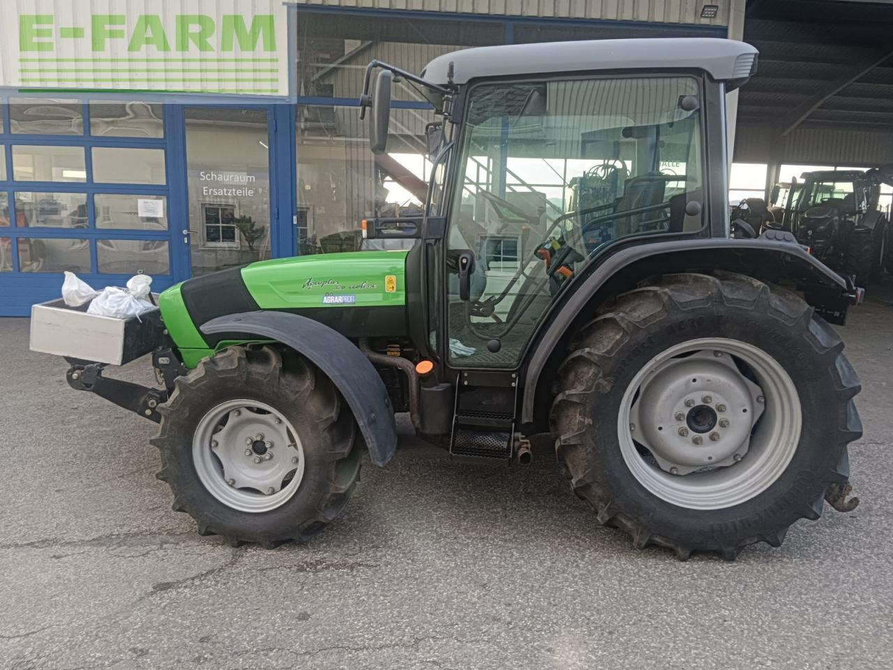 Deutz-Fahr agroplus 320 ecoline aktion201 Ecoline - Traktor: 1 kép. Deutz-Fahr agroplus 320 ecoline aktion201 Ecoline - Traktor: 1 kép.