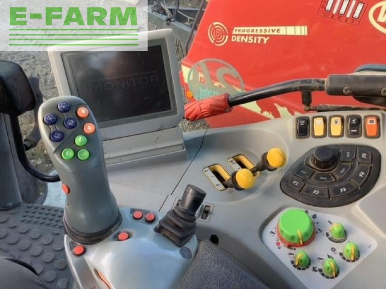 Traktor Deutz-Fahr agrot.7210: 9 kép.