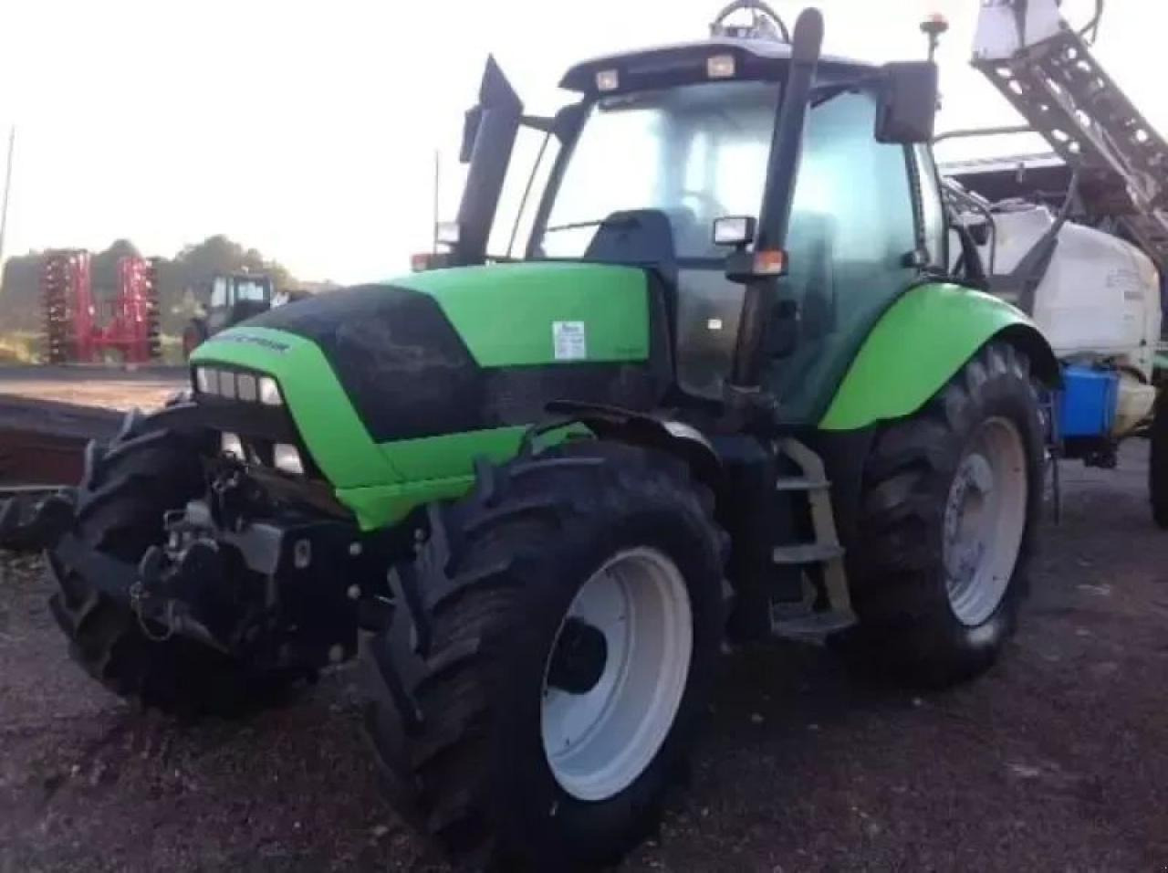 Deutz-Fahr agrot.m640dcr - Traktor: 2 kép. Deutz-Fahr agrot.m640dcr - Traktor: 2 kép.