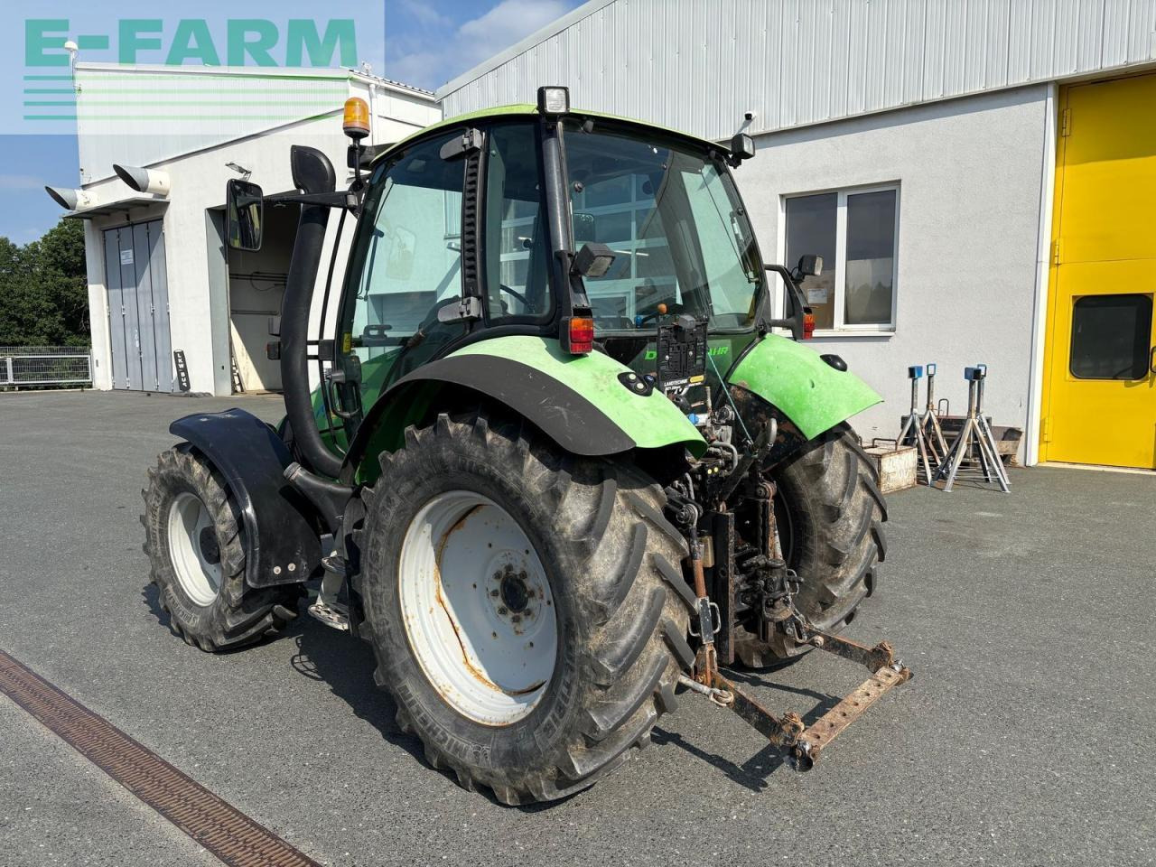 Deutz-Fahr agrotron 100 premium - Traktor: 3 kép. Deutz-Fahr agrotron 100 premium - Traktor: 3 kép.