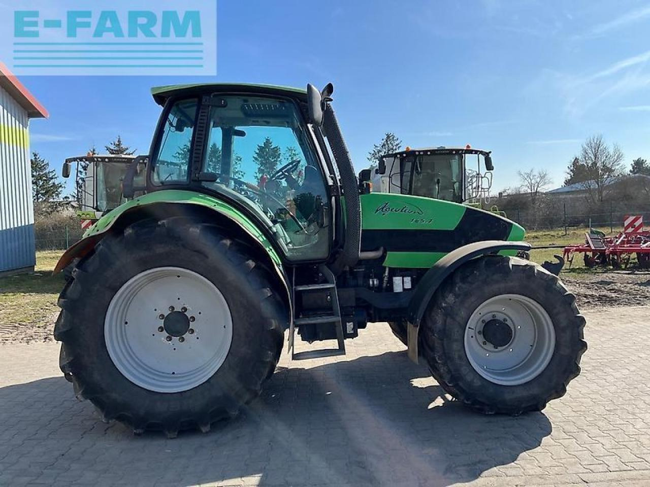 Deutz-Fahr agrotron 165.7 - Traktor: 4 kép. Deutz-Fahr agrotron 165.7 - Traktor: 4 kép.