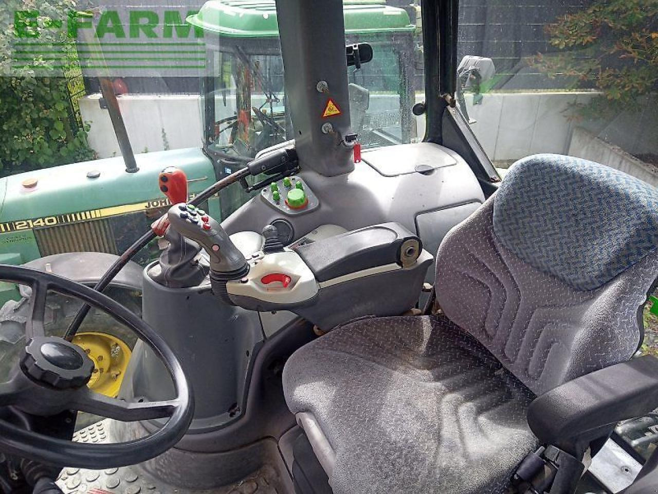 Deutz-Fahr agrotron 210 - Traktor: 5 kép. Deutz-Fahr agrotron 210 - Traktor: 5 kép.