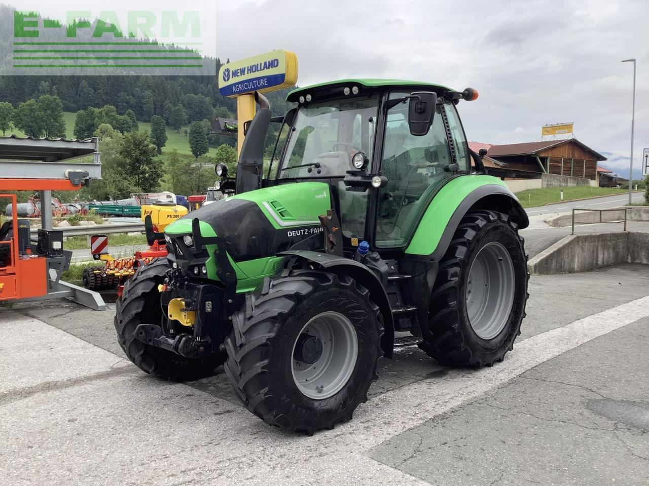 Deutz-Fahr agrotron 6130.4 50 km/h - Traktor: 1 kép. Deutz-Fahr agrotron 6130.4 50 km/h - Traktor: 1 kép.