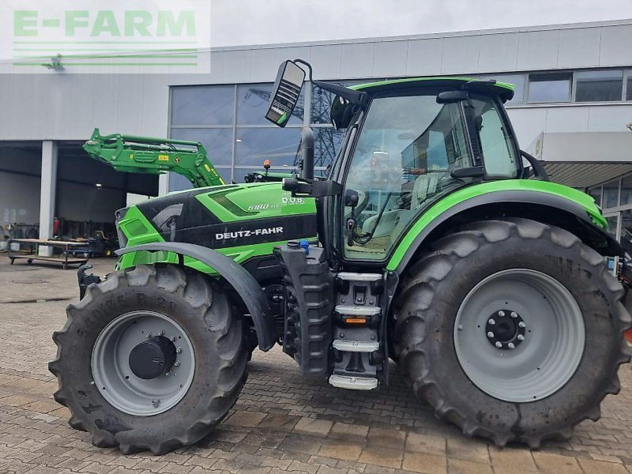 Deutz-Fahr agrotron 6180 ttv TTV - Traktor: 4 kép. Deutz-Fahr agrotron 6180 ttv TTV - Traktor: 4 kép.