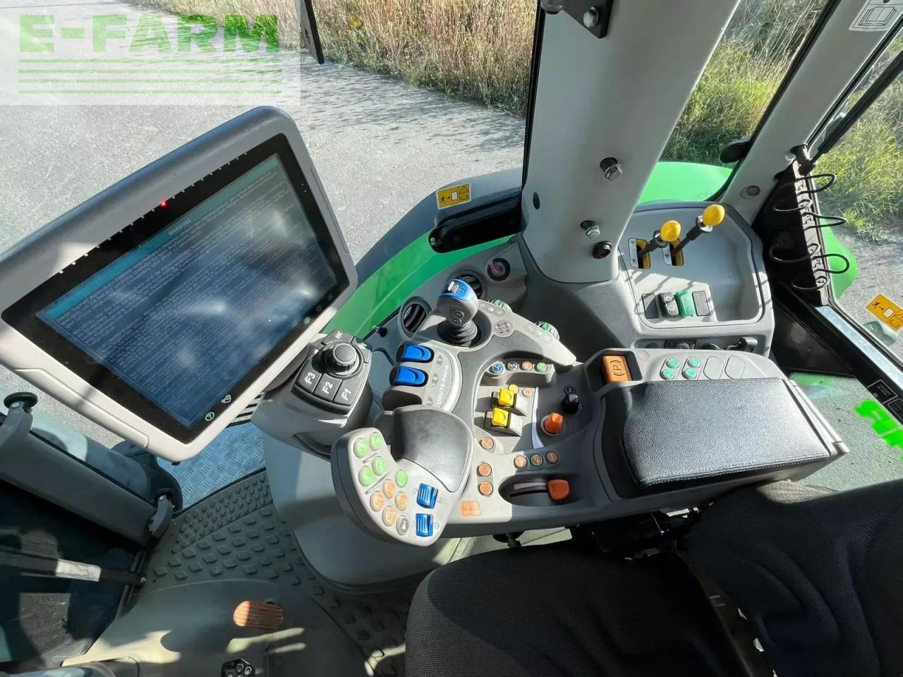 Deutz-Fahr agrotron 6215 ttv TTV - Traktor: 5 kép. Deutz-Fahr agrotron 6215 ttv TTV - Traktor: 5 kép.