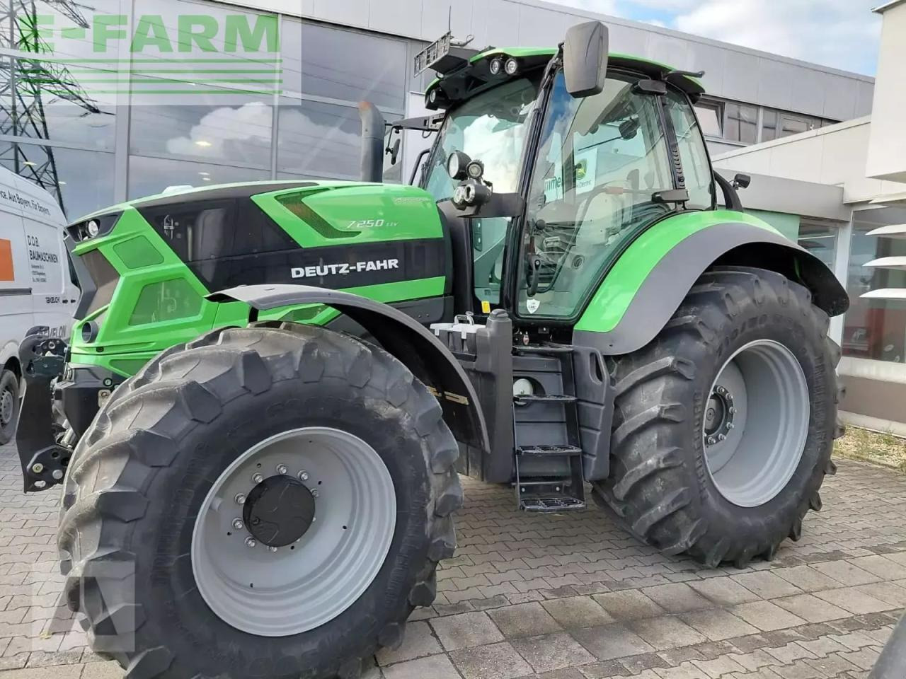 Deutz-Fahr agrotron 7250 ttv rtk TTV - Traktor: 2 kép. Deutz-Fahr agrotron 7250 ttv rtk TTV - Traktor: 2 kép.
