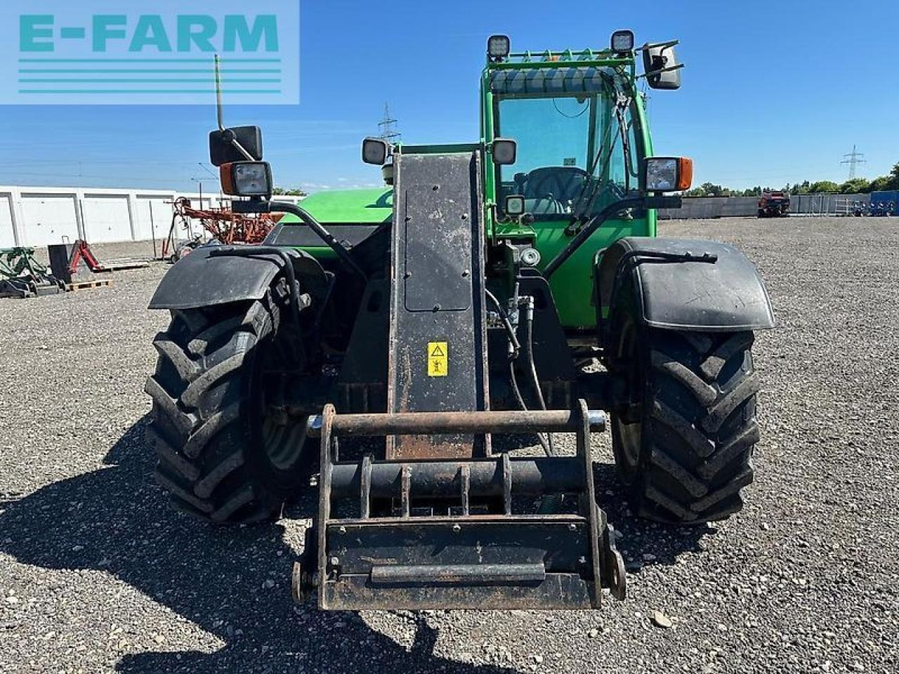 Deutz-Fahr agrovector 30.7 - Teleszkópos rakodó: 4 kép. Deutz-Fahr agrovector 30.7 - Teleszkópos rakodó: 4 kép.