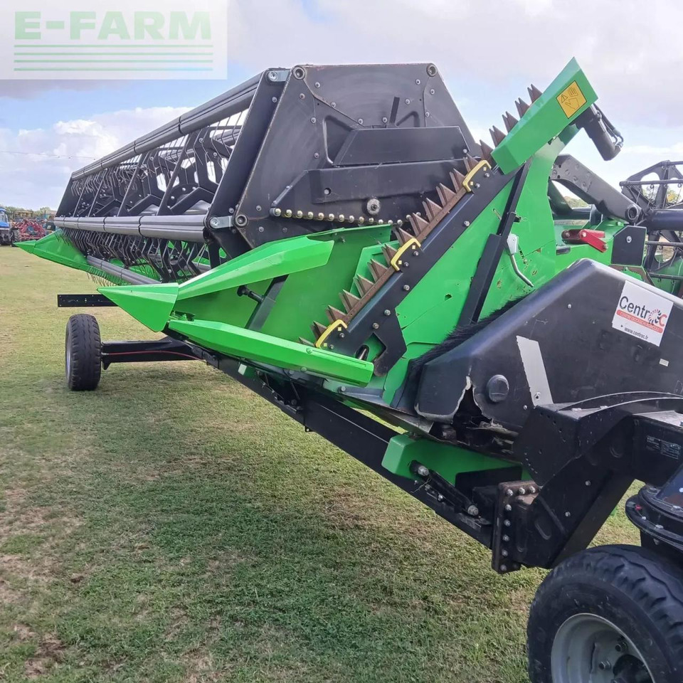 Deutz-Fahr c 9206 ts balanc - Kombájn: 4 kép. Deutz-Fahr c 9206 ts balanc - Kombájn: 4 kép.