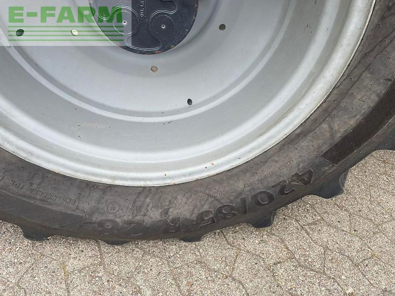 Traktor Deutz-Fahr lamborghini r 6.160.4: 23 kép. Traktor Deutz-Fahr lamborghini r 6.160.4: 23 kép.