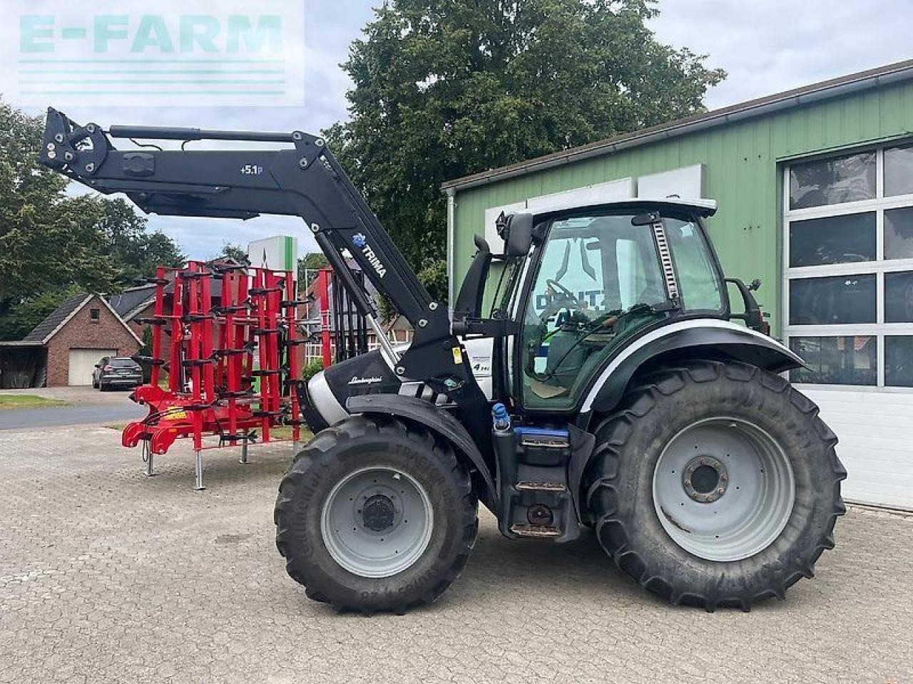 Deutz-Fahr lamborghini r 6.160.4 - Traktor: 2 kép. Deutz-Fahr lamborghini r 6.160.4 - Traktor: 2 kép.