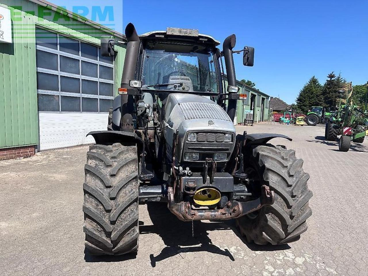 Deutz-Fahr lamborghini r6.140 dcr - Traktor: 3 kép. Deutz-Fahr lamborghini r6.140 dcr - Traktor: 3 kép.