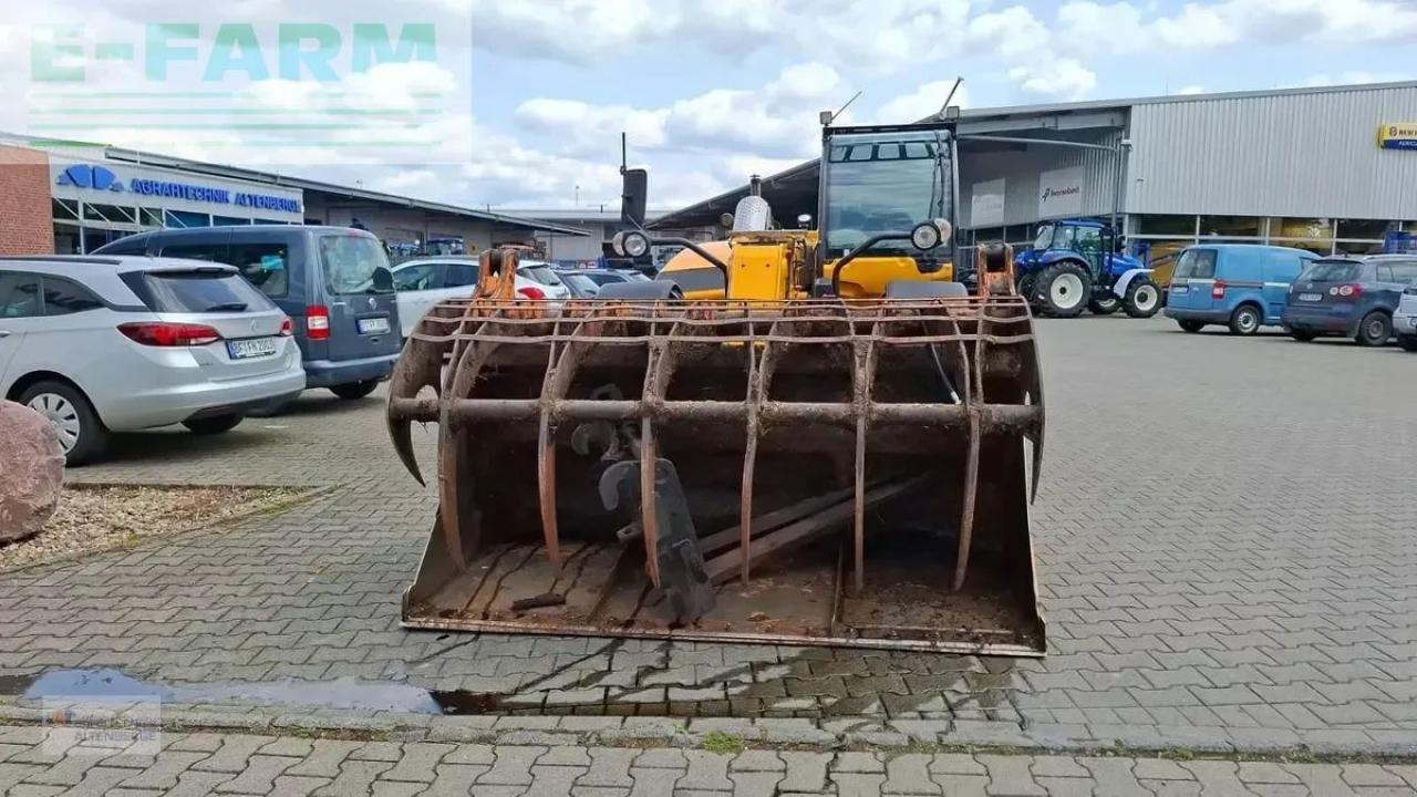 Dieci 40.7 vs evo2 - Teleszkópos rakodó: 2 kép. Dieci 40.7 vs evo2 - Teleszkópos rakodó: 2 kép.