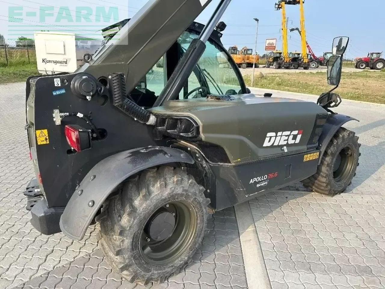 Dieci apollo 26.6 - Teleszkópos rakodó: 2 kép. Dieci apollo 26.6 - Teleszkópos rakodó: 2 kép.