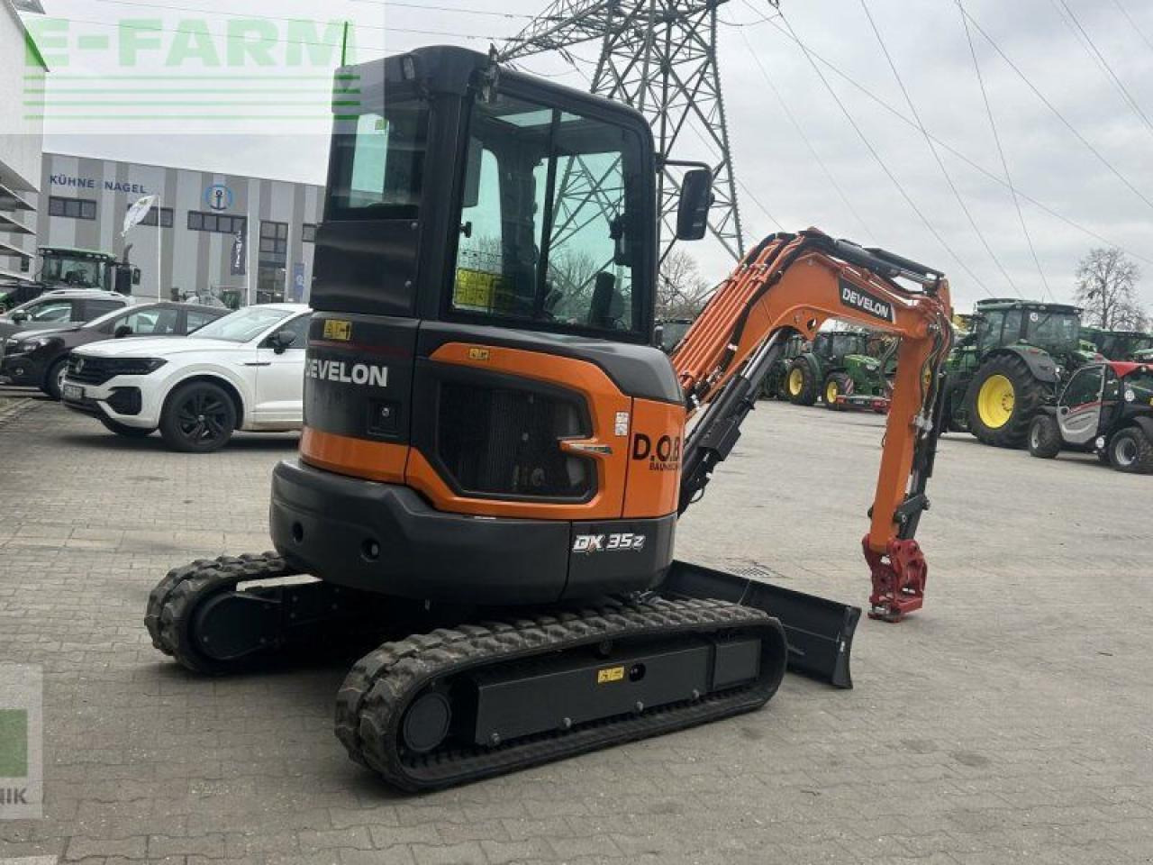 Minikotró Doosan dx 35z-7: 6 kép.
