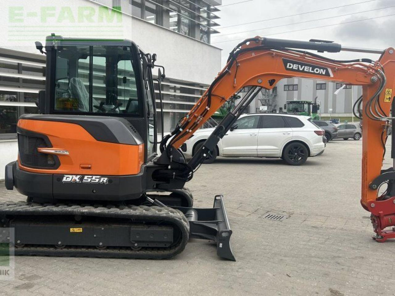 Doosan dx55r-7 - Minikotró: 4 kép. Doosan dx55r-7 - Minikotró: 4 kép.