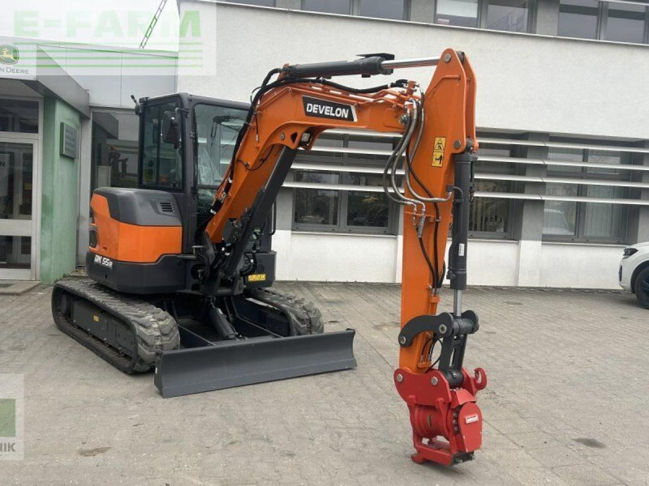 Doosan dx55r-7 - Minikotró: 3 kép. Doosan dx55r-7 - Minikotró: 3 kép.