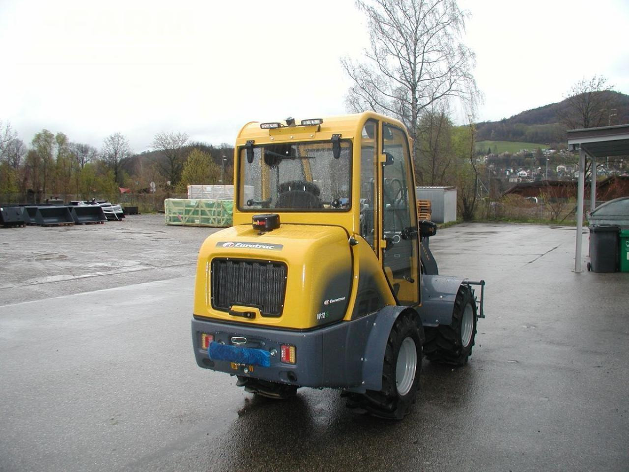 Eurotrac 820 / w12-cs2 - Minikotró: 5 kép. Eurotrac 820 / w12-cs2 - Minikotró: 5 kép.
