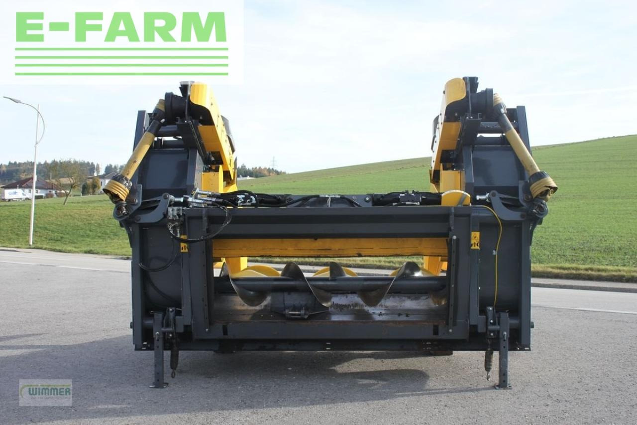 Takarmánybetakarító gép Fantini lh 3: 6 kép.