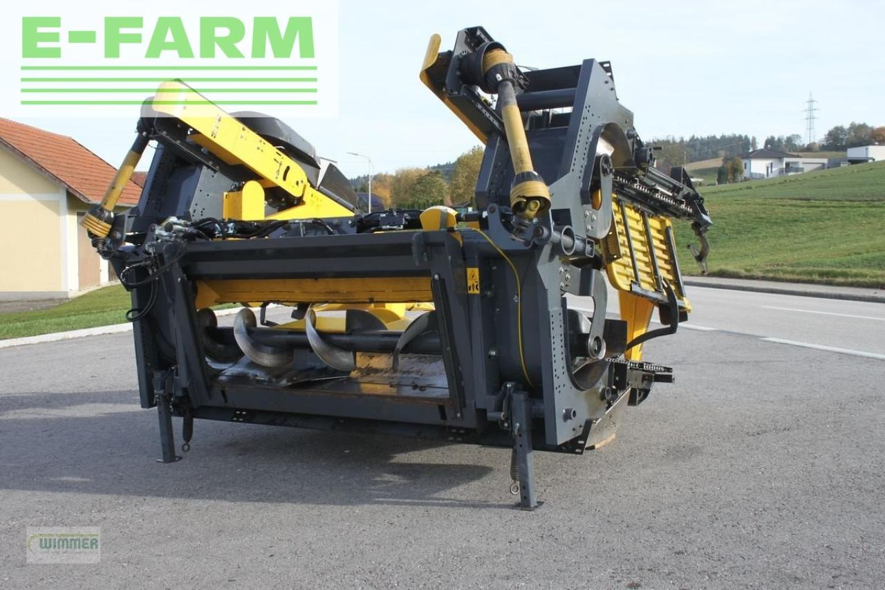 Takarmánybetakarító gép Fantini lh 3: 7 kép.