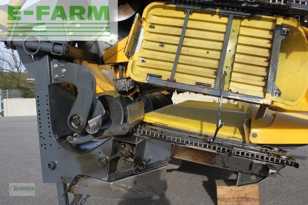 Takarmánybetakarító gép Fantini lh 3: 11 kép.