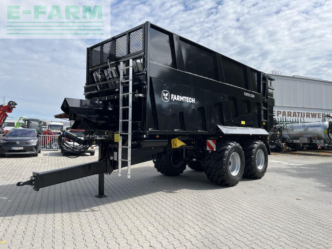 Farmtech fortex 2300 - Mezőgazdasági billenőpótkocsi: 1 kép. Farmtech fortex 2300 - Mezőgazdasági billenőpótkocsi: 1 kép.