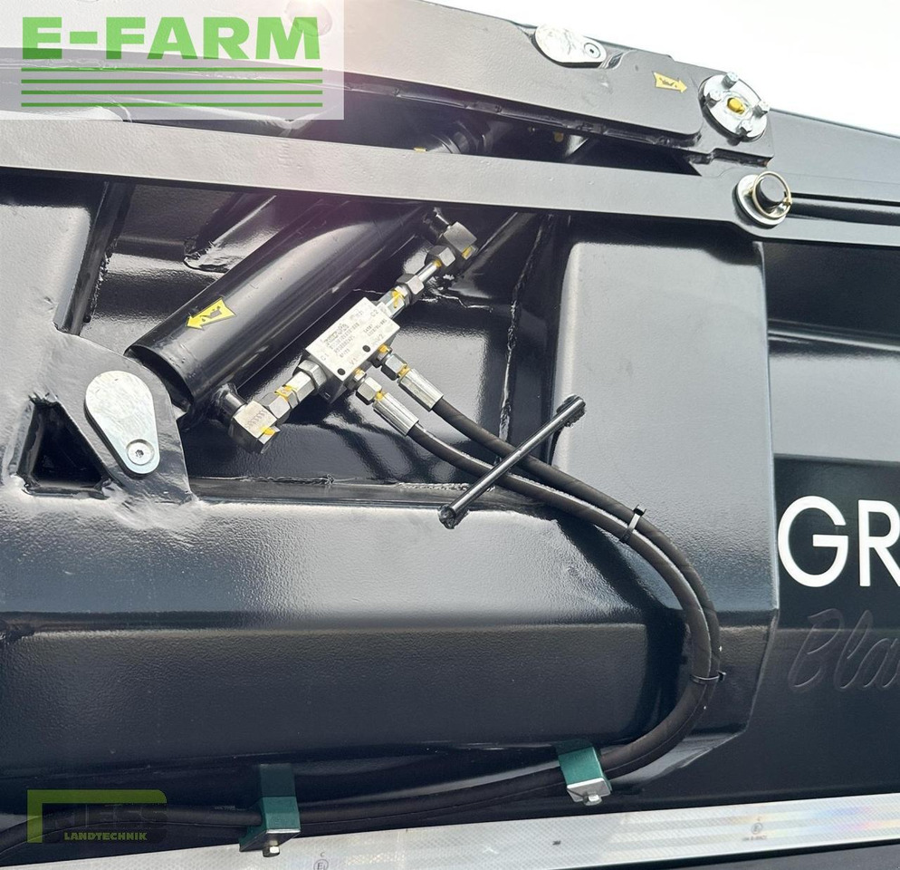 Farmtech gravis 2000 hardox black edition - Mezőgazdasági billenőpótkocsi: 5 kép. Farmtech gravis 2000 hardox black edition - Mezőgazdasági billenőpótkocsi: 5 kép.