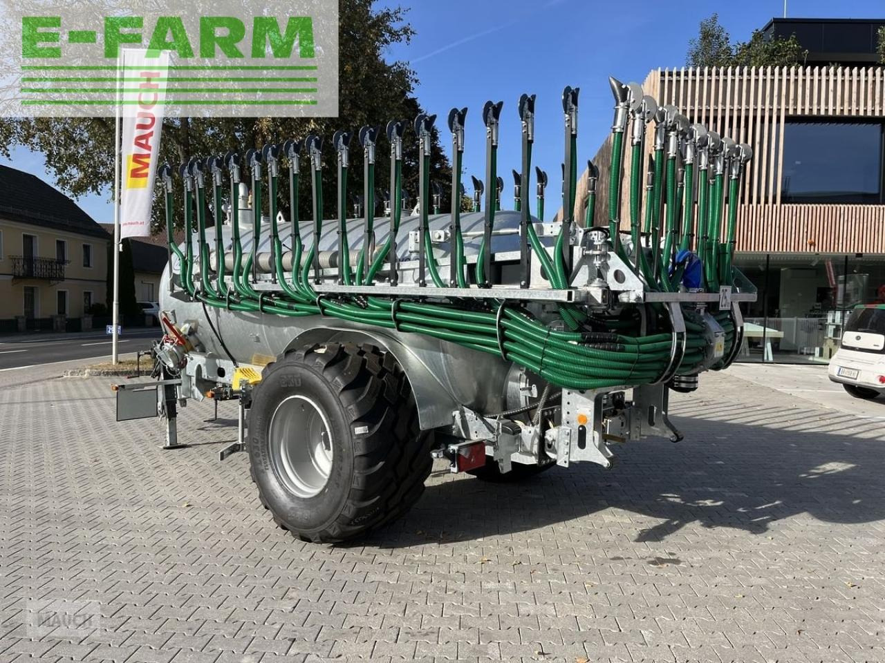 Farmtech supercis 800 mit condor 10.5 - Traktor: 3 kép. Farmtech supercis 800 mit condor 10.5 - Traktor: 3 kép.