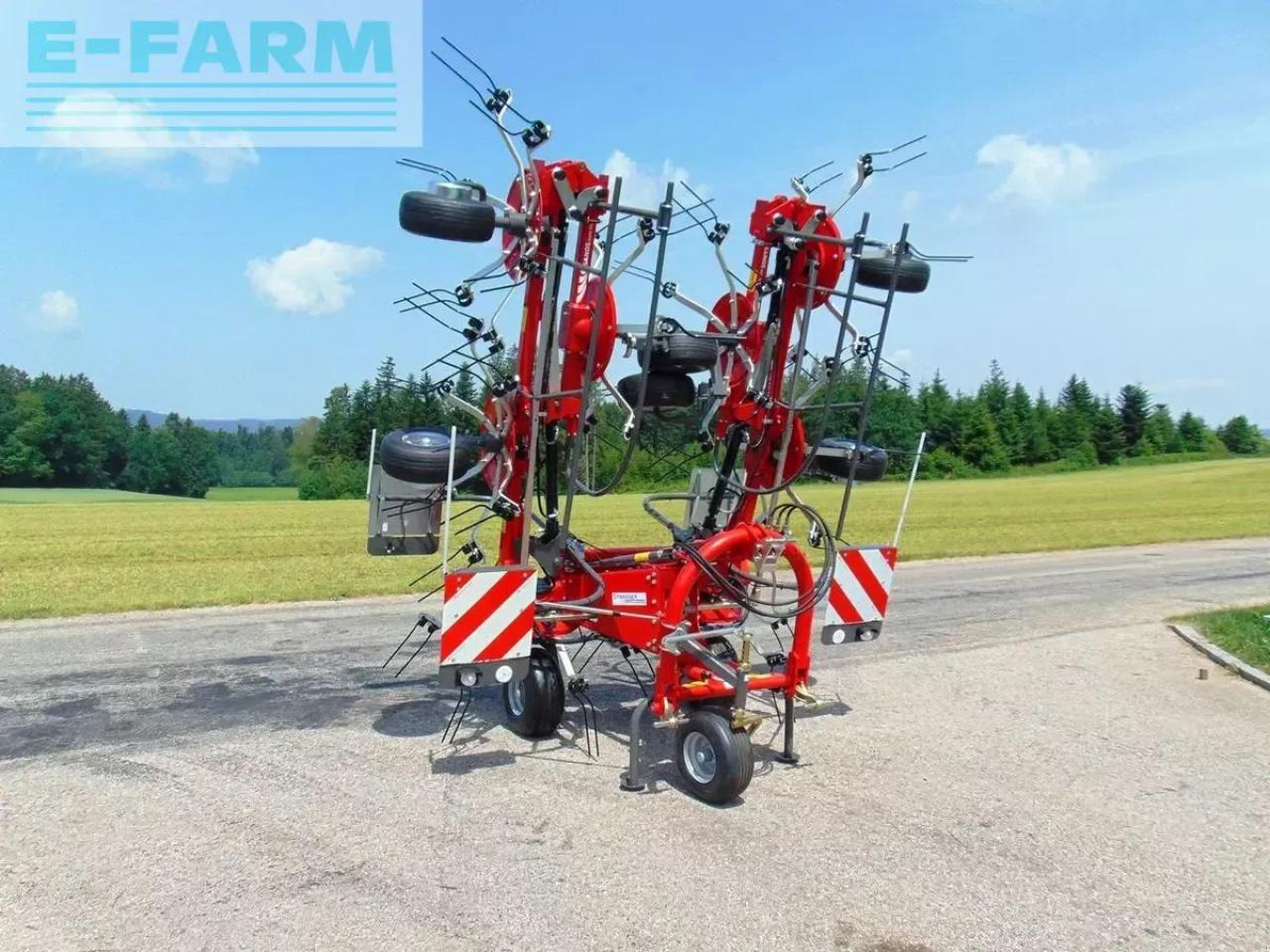 Fella sanos 8608 dn - Szénaforgató: 1 kép. Fella sanos 8608 dn - Szénaforgató: 1 kép.