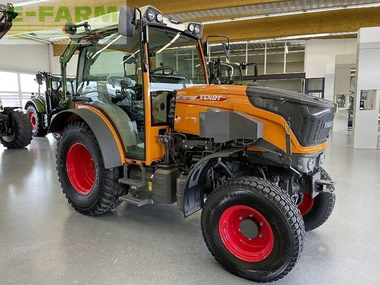 Fendt 208 f vario gen3 F - Traktor: 3 kép. Fendt 208 f vario gen3 F - Traktor: 3 kép.