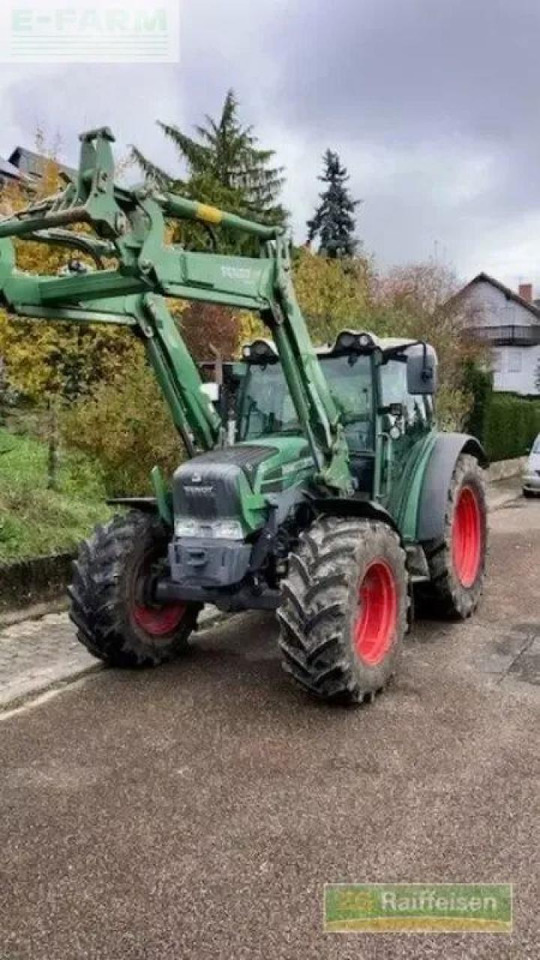 Fendt 211 vario - Traktor: 1 kép. Fendt 211 vario - Traktor: 1 kép.
