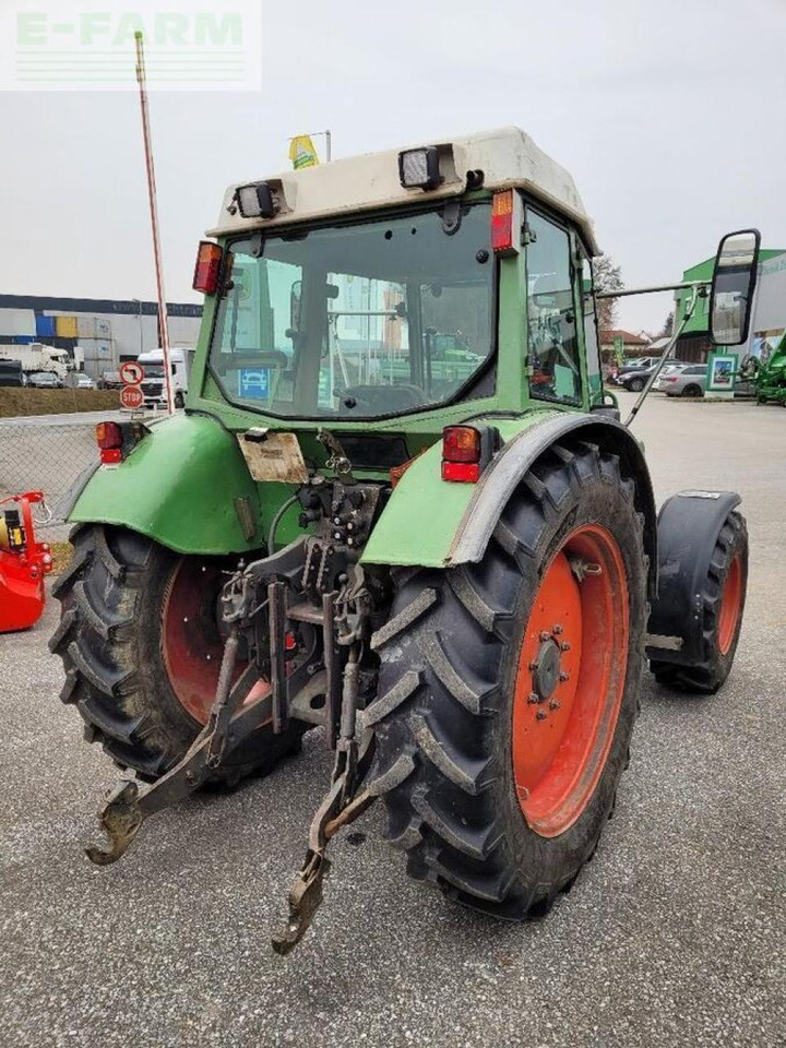 Fendt 275s - Traktor: 2 kép. Fendt 275s - Traktor: 2 kép.