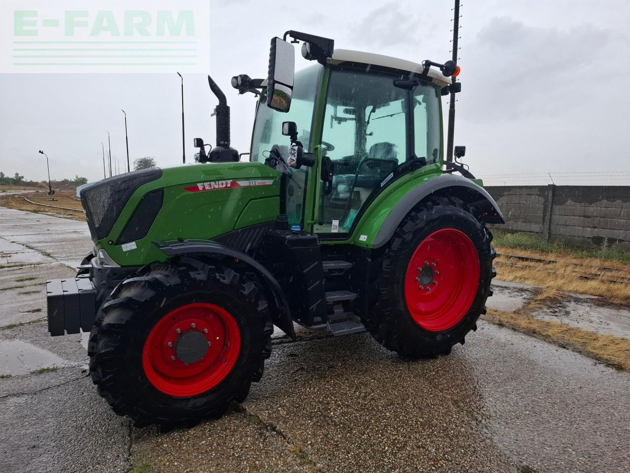 Fendt 312 Vario Gen 4 - Traktor: 2 kép. Fendt 312 Vario Gen 4 - Traktor: 2 kép.