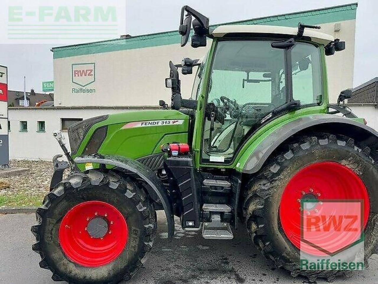 Fendt 313 vario profi Profi - Traktor: 4 kép. Fendt 313 vario profi Profi - Traktor: 4 kép.
