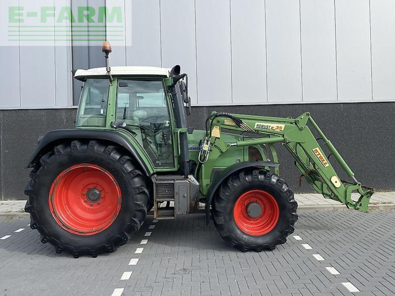 Fendt 409 vario met stoll fz 35 voorlader - Traktor: 3 kép. Fendt 409 vario met stoll fz 35 voorlader - Traktor: 3 kép.