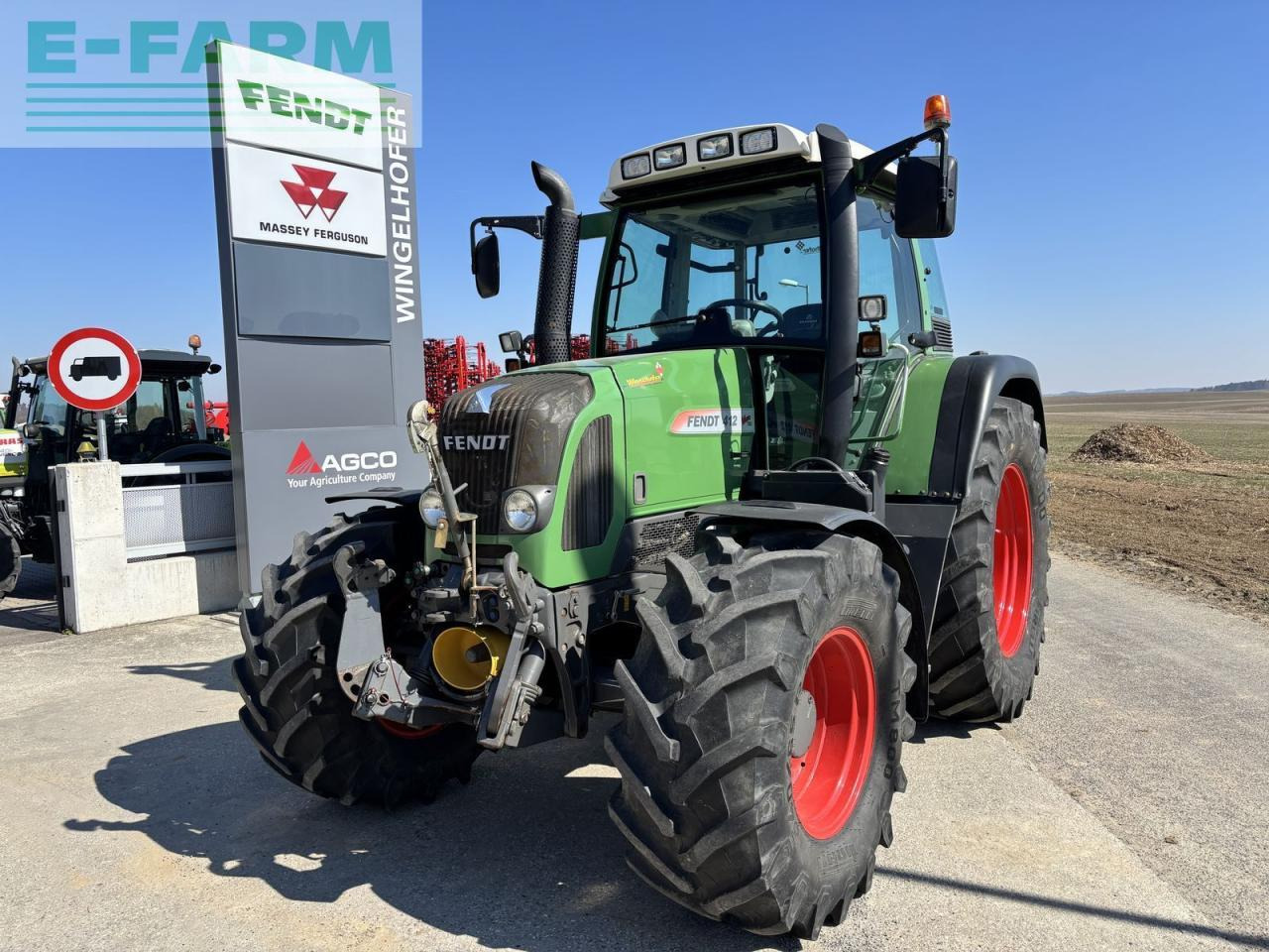 Fendt 412 vario - Traktor: 1 kép. Fendt 412 vario - Traktor: 1 kép.