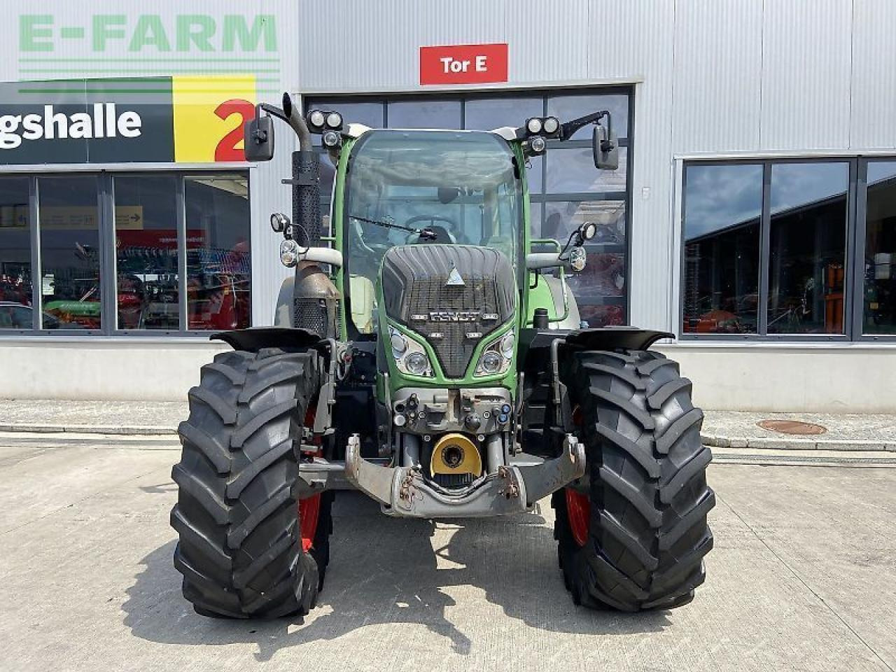Fendt 516 vario - Traktor: 2 kép. Fendt 516 vario - Traktor: 2 kép.