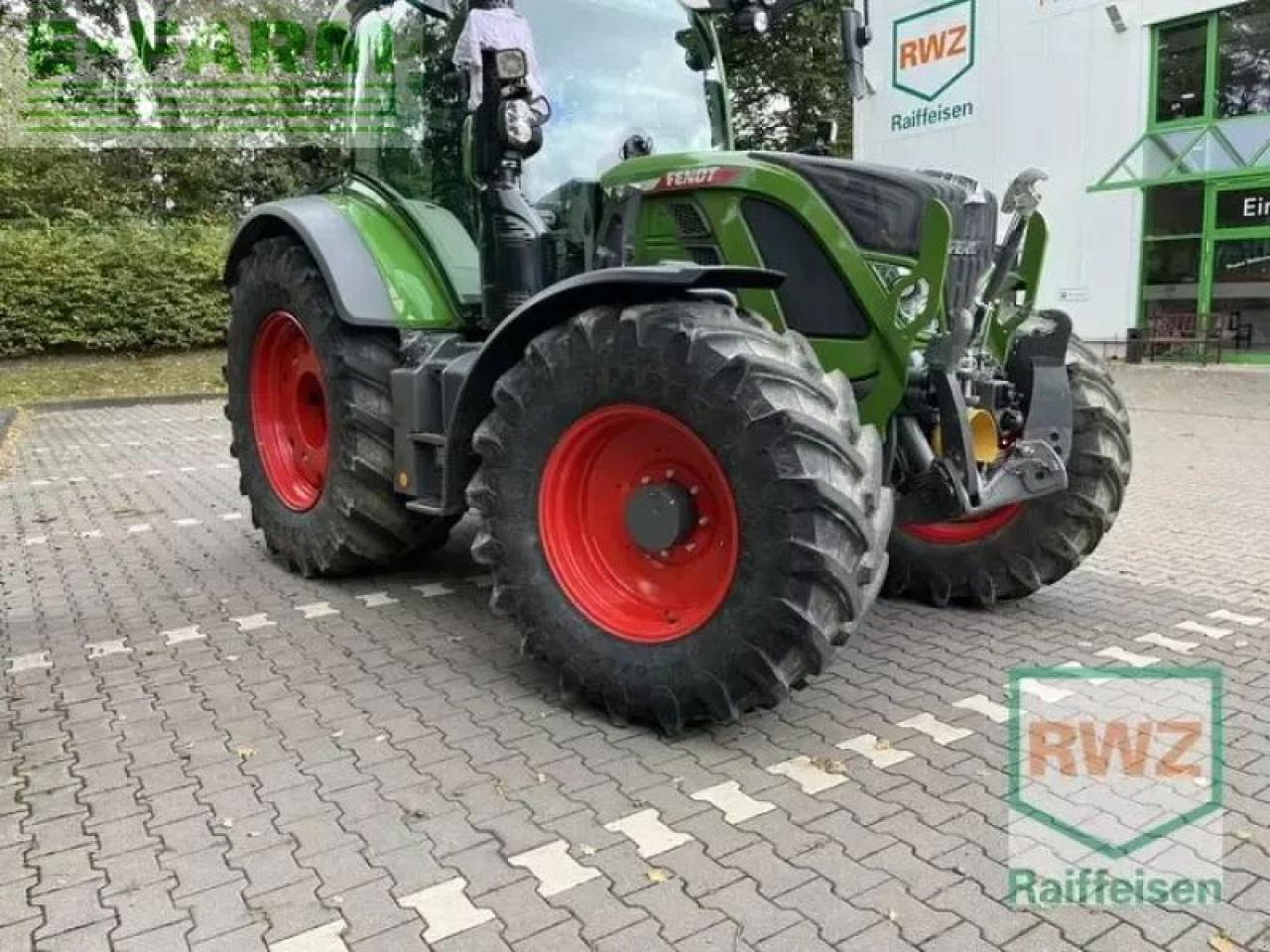 Fendt 516 vario - Traktor: 2 kép. Fendt 516 vario - Traktor: 2 kép.