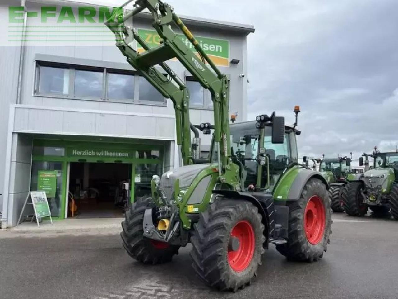 Fendt 516 vario - Traktor: 2 kép. Fendt 516 vario - Traktor: 2 kép.