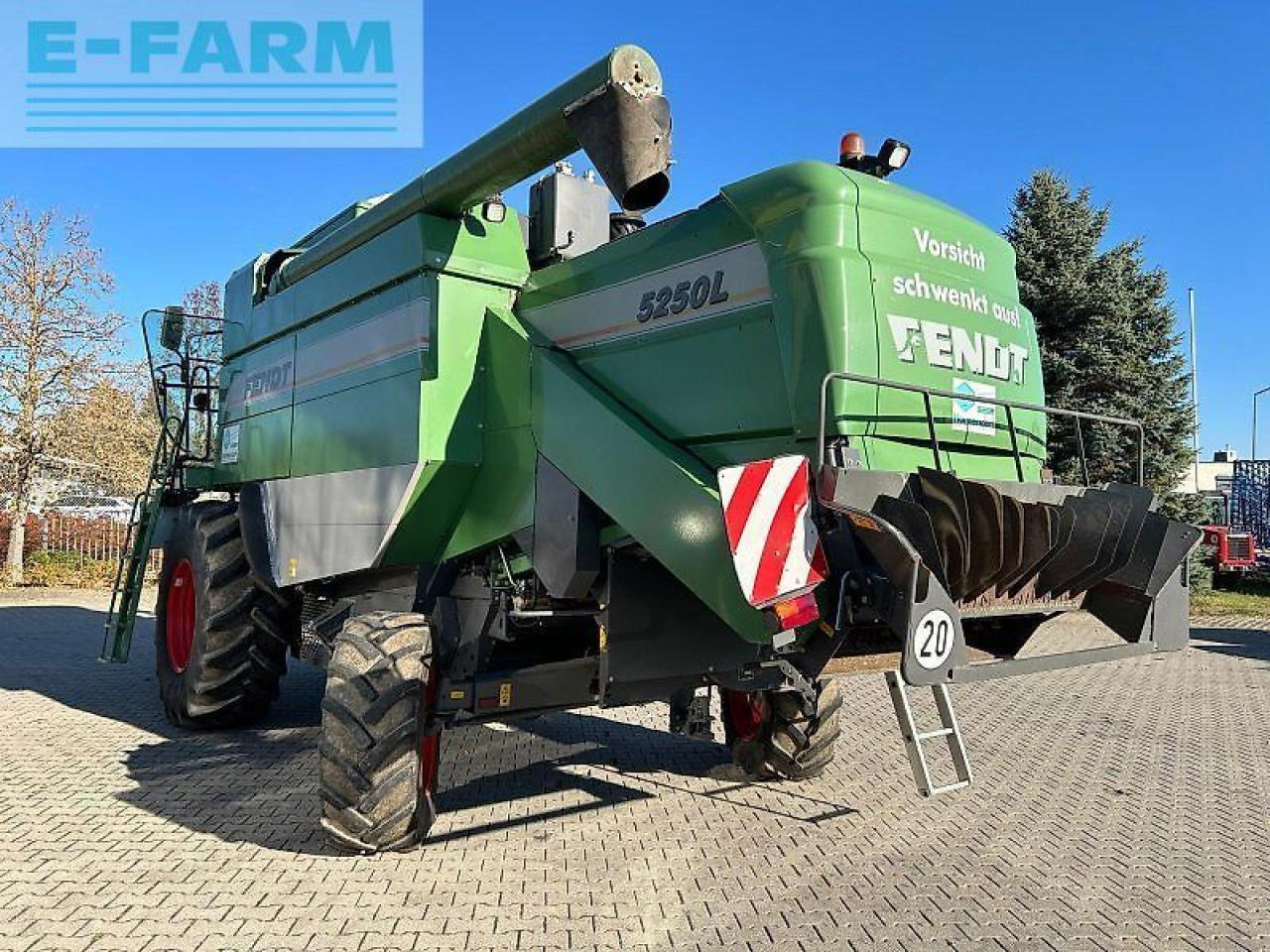 Fendt 5250 l - Kombájn: 5 kép. Fendt 5250 l - Kombájn: 5 kép.