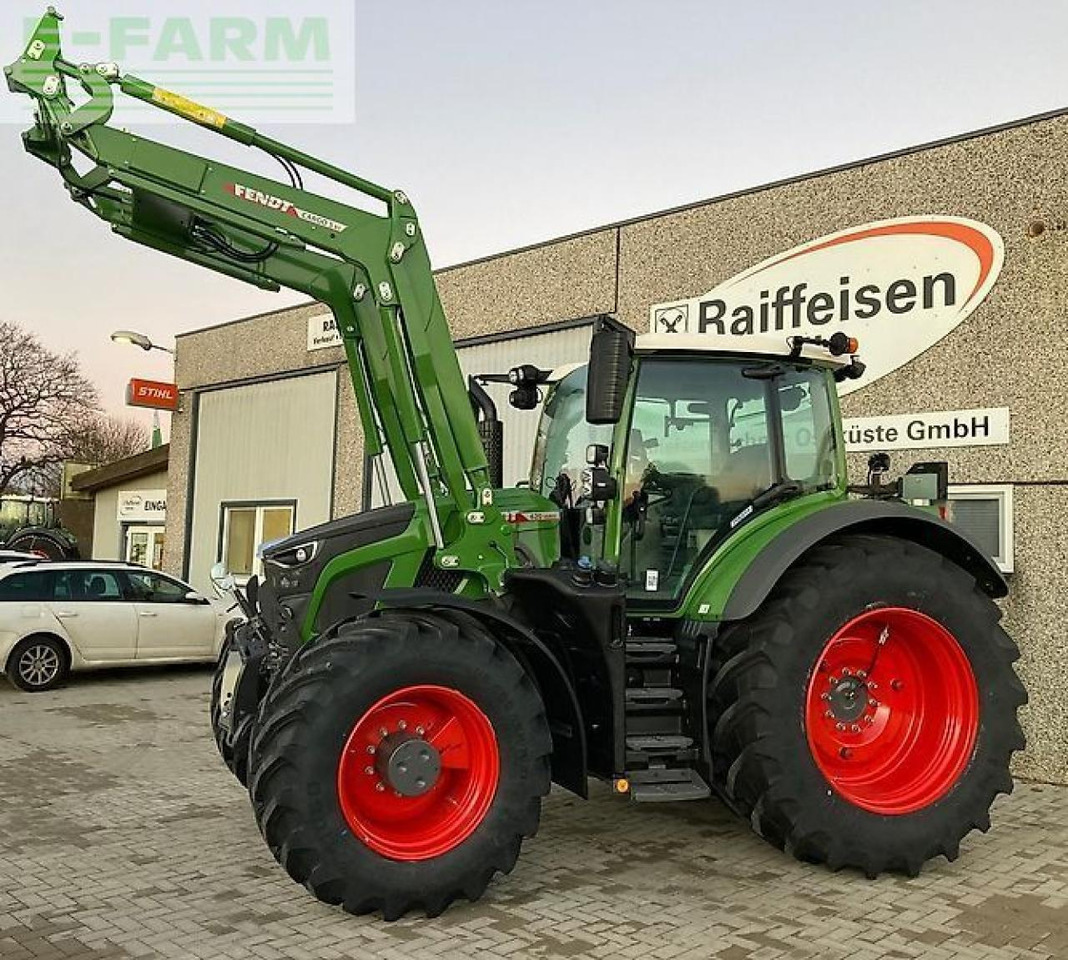 Fendt 620 vario profi+ - Traktor: 1 kép. Fendt 620 vario profi+ - Traktor: 1 kép.
