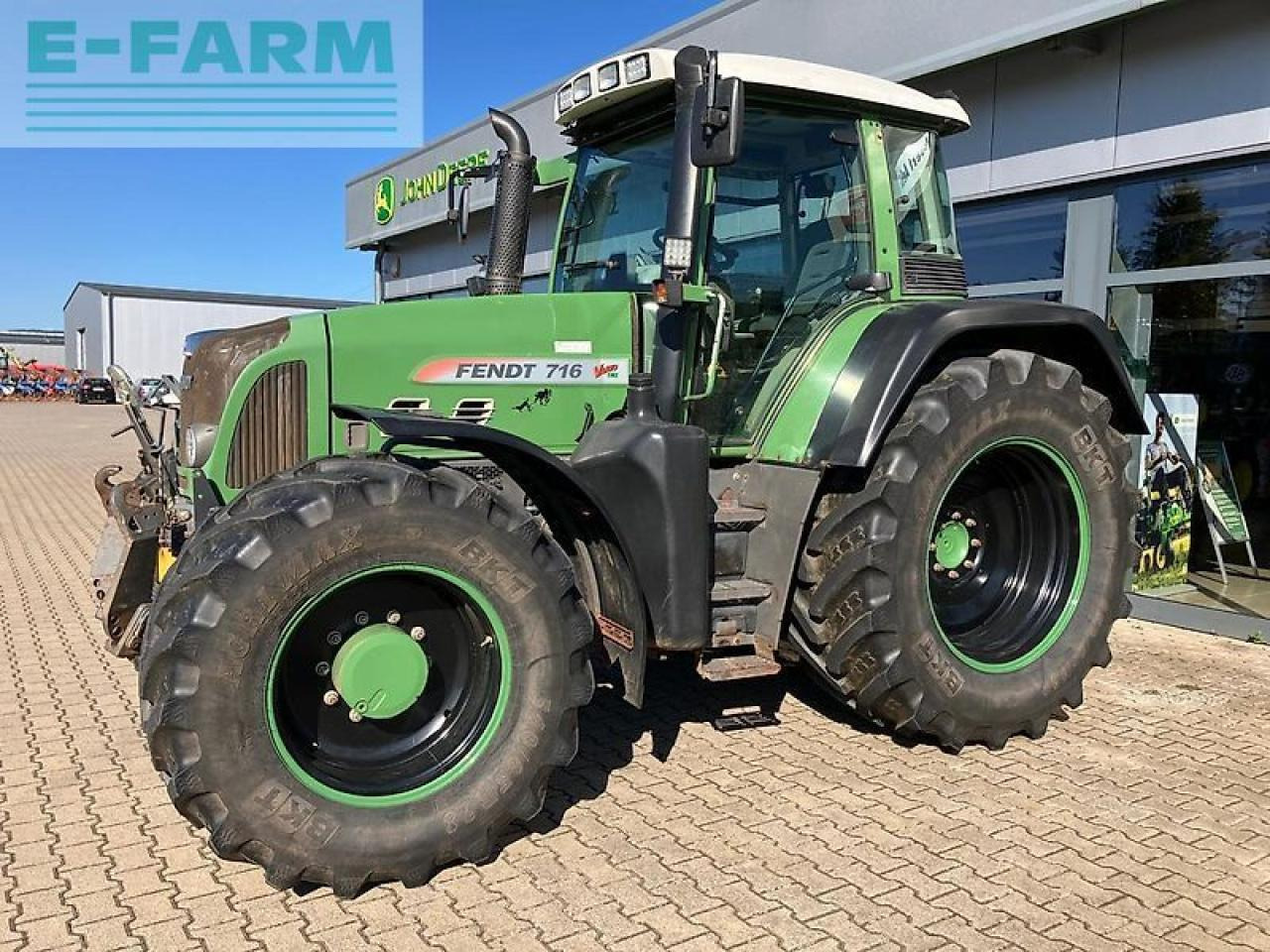 Fendt 716 vario - Traktor: 2 kép. Fendt 716 vario - Traktor: 2 kép.