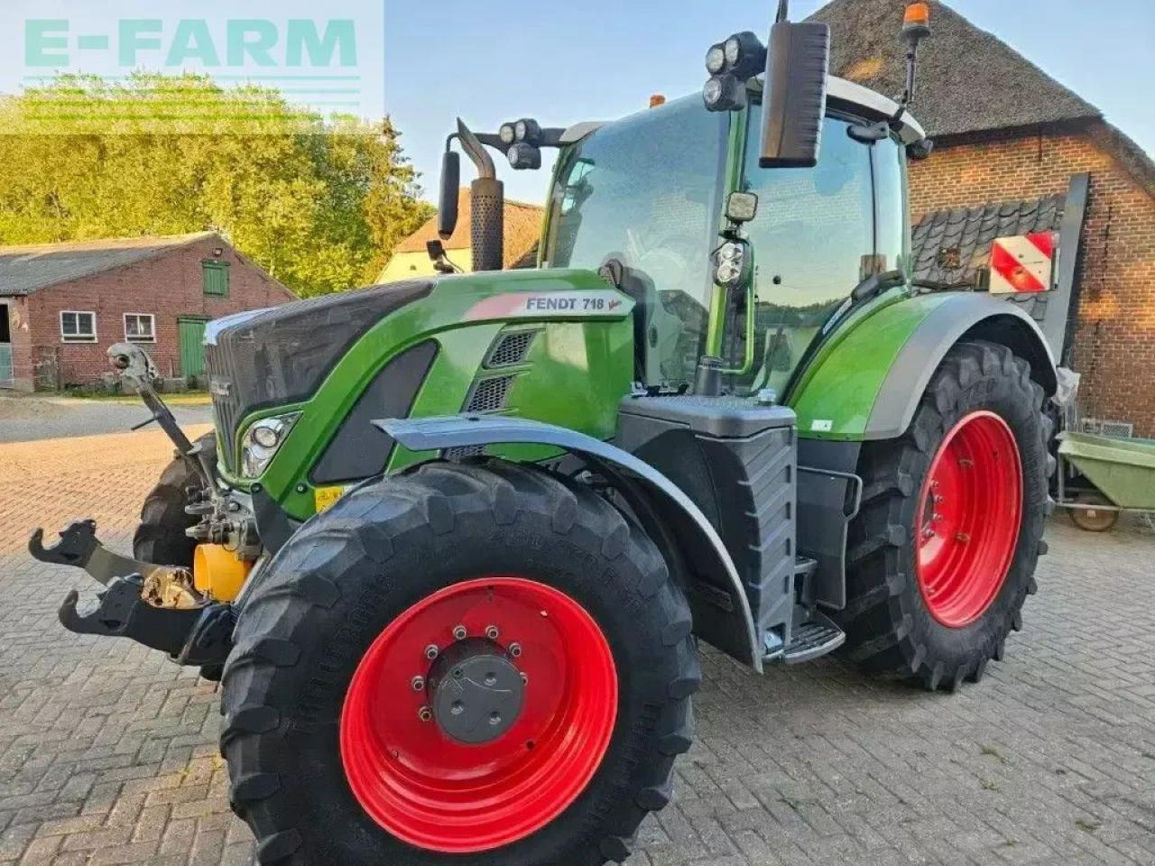 Fendt 718 s4 profi plus 3400h ( 720 722 724 ) - Traktor: 1 kép. Fendt 718 s4 profi plus 3400h ( 720 722 724 ) - Traktor: 1 kép.
